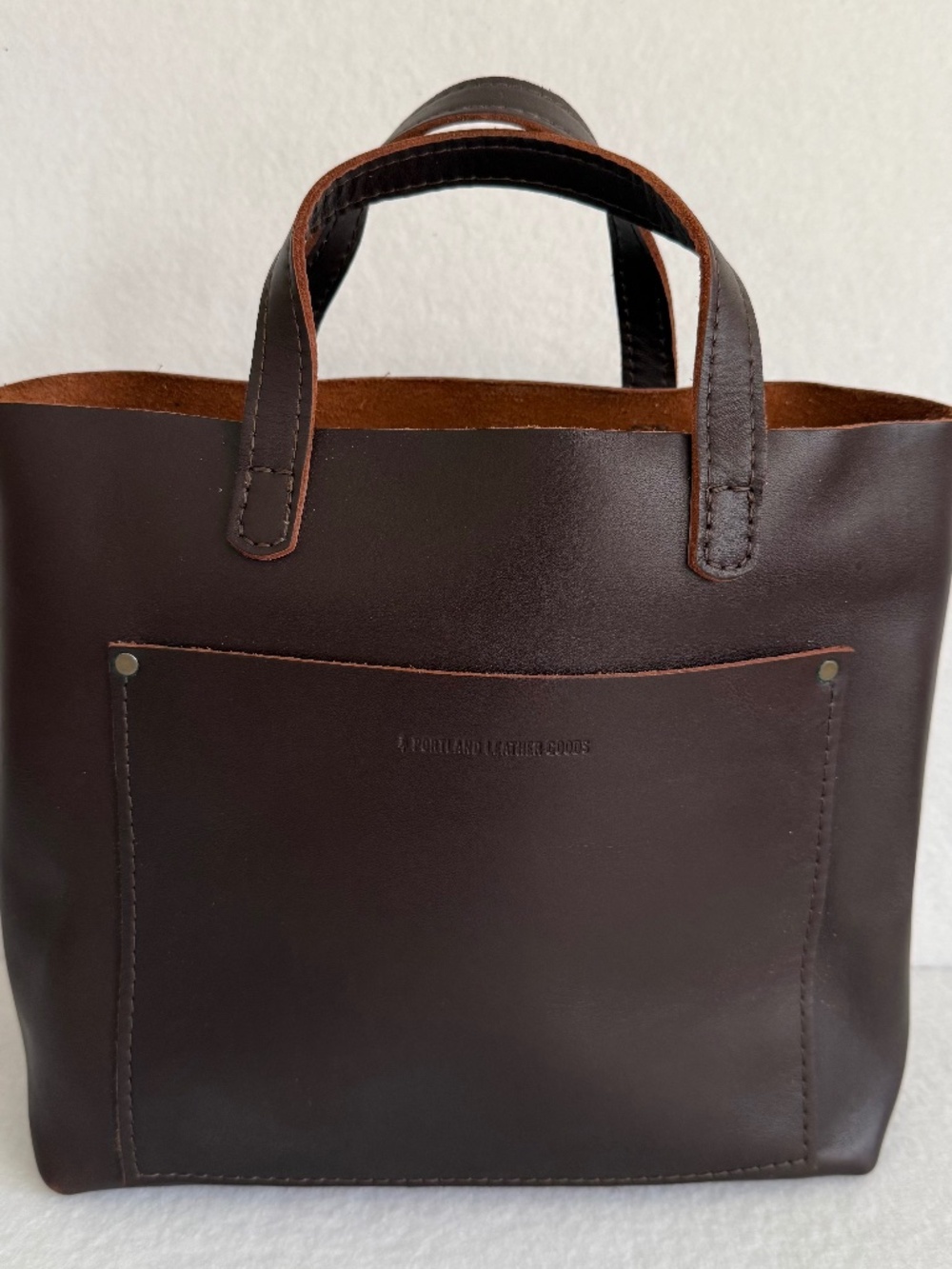 NWOT Portland Leather Goods PLG Grizzly Dark Brown Medium Classic Crossbody Tote